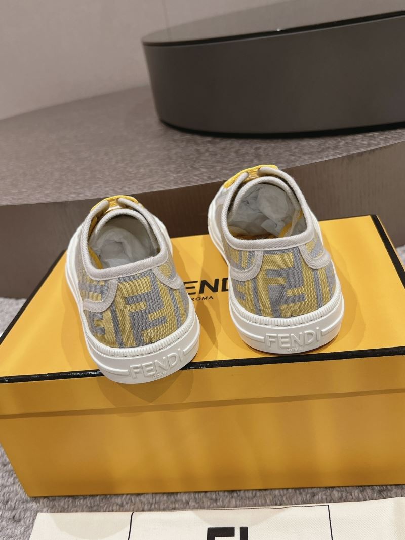 Fendi Low Shoes